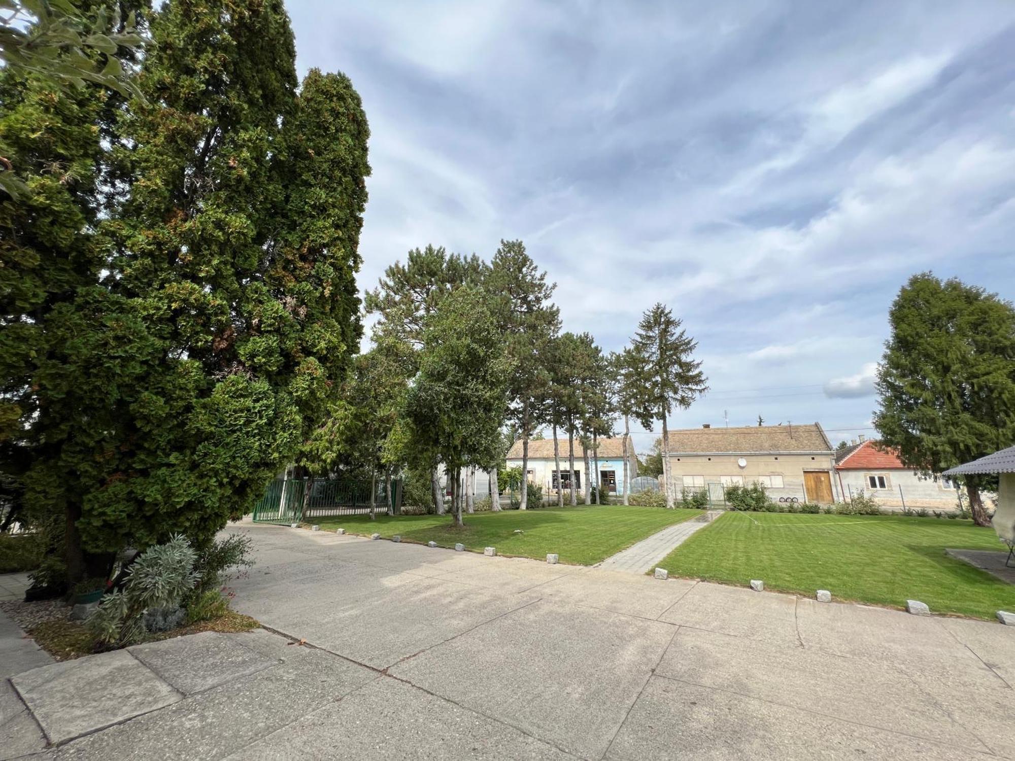 Bezdan Guesthouse Bagian luar foto