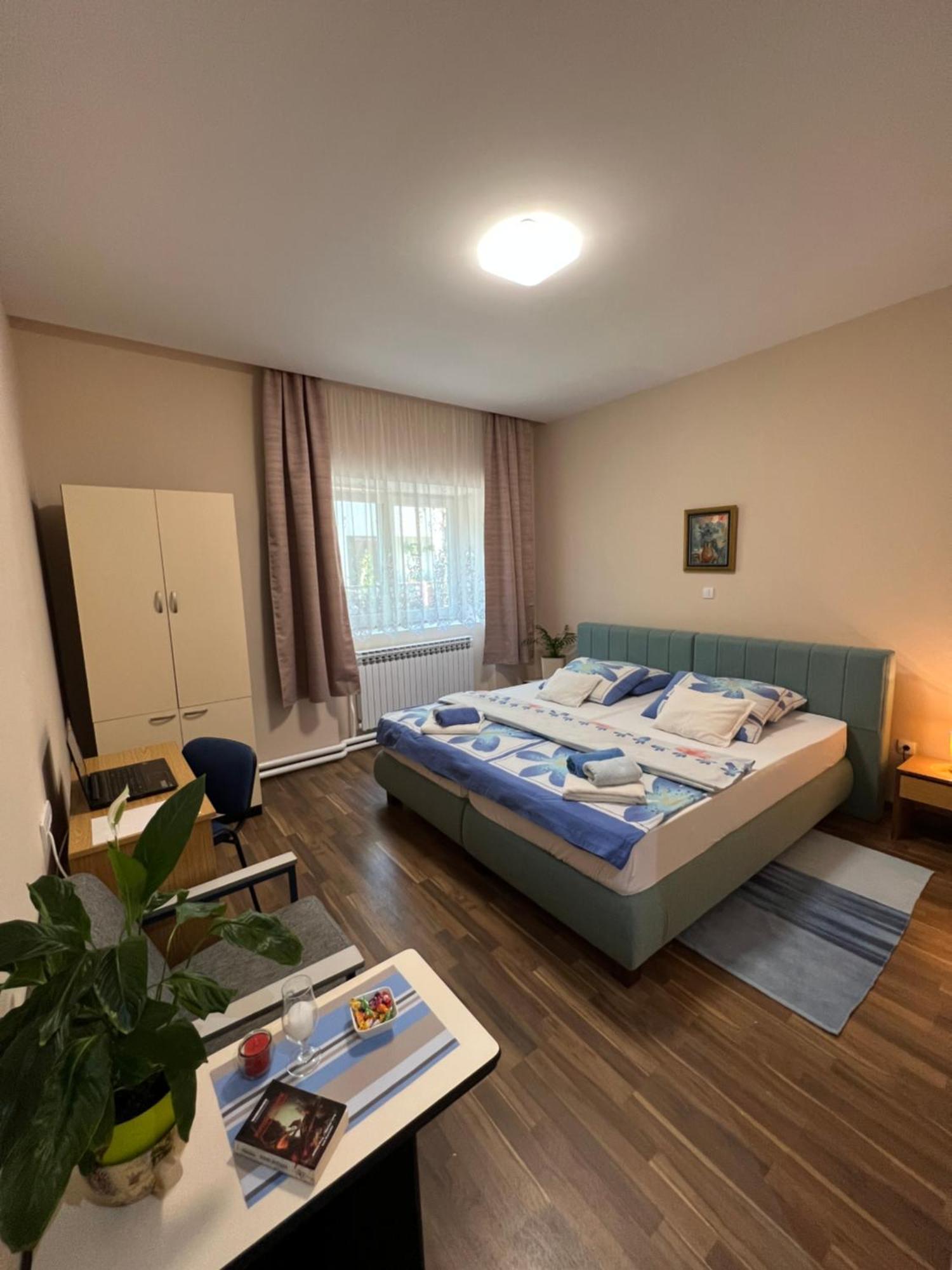 Bezdan Guesthouse Bagian luar foto