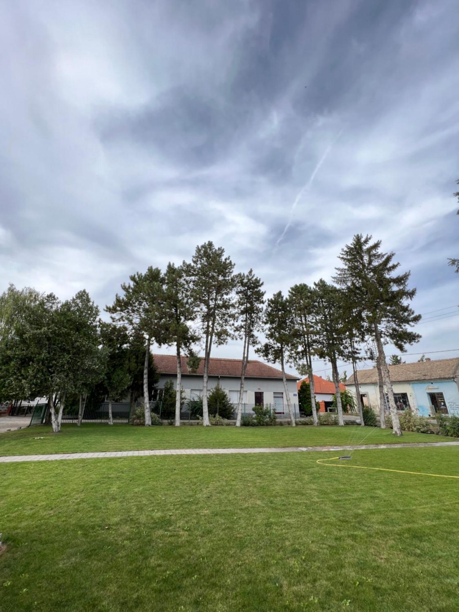 Bezdan Guesthouse Bagian luar foto